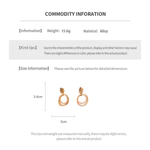 Size chart for round pendant earrings with 15.6g weight and 5.4cm height details