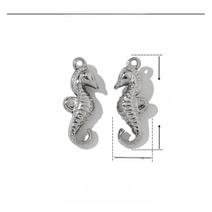 Detailed size parameters for silver seahorse pendant in stainless steel for jewelry making