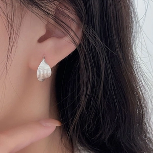 Minimalist 925 sterling silver twist waterdrop earrings with vertical textured finish