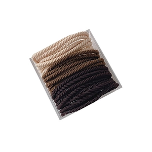 Lot d'élastiques à cheveux tissés aux tons terre beige et marron sur support transparent
