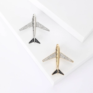 Airplane Brooch Pin Alloy Rhinestone Black Enamel Engraved Love You Forever Fashion Suit Accessory Jewelry Gift For Men Women