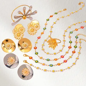 18K Gold Plated Stainless Steel Daisy Enamel Flower Earrings Necklace Bracelet Ring Sweet Fashion Women Jewelry Gift