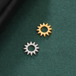 Golden and silver sun shaped stainless steel pendants for DIY jewelry necklaces