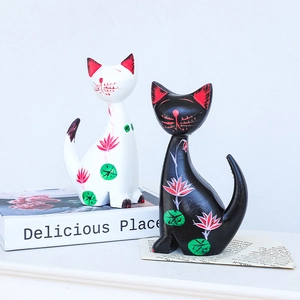 Pair of creative Nordic hand-painted cat figurines with lotus patterns for home decor