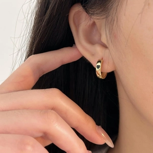 Elegant 925 sterling silver gold-plated heart hoop earrings with black enamel detail