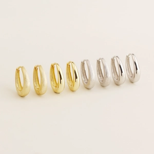 Set of s925 silver hoop earrings in gold and silver with matte and polished finishes