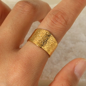 Hammered Texture Wide Band Open Ring 18K Gold Plated Stainless Steel Retro Minimalist Adjustable Jewelry For Women