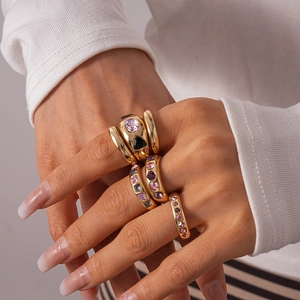 Vintage Gold Zinc Alloy Rhinestone Geometric Opening Rings For Women Daily Party Accessory Elegant Finger Ring Jewelry