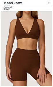 Ensemble soutien-gorge de sport marron caramel en tissu brossé avec décolleté en V