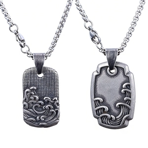 Collier Pendentif Relief Totem Vague Rétro Homme Acier Inoxydable 316L Bijoux Punk Hip Hop Argent Vintage