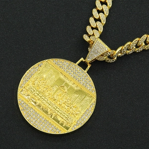 Gold-plated Cuban chain necklace with a diamond-encrusted Last Supper round pendant