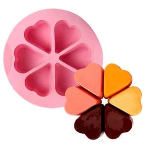 Siliconen bakvorm met 6 hartvormige holtes voor cake en DIY chocolade creatie