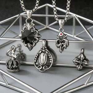 Collana Con Ciondolo Gotico Punk In Acciaio Inossidabile Vintage Corona Croce Fiore Cuore Strass Gioielli Per Uomo