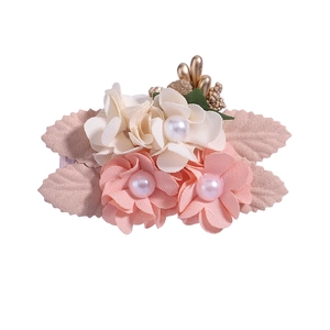 Elegant floral hair clip with artificial pearls and rhinestones for women and girls