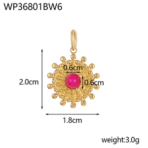 Detailed specs of sunflower pendant with red stone, size 2.0x1.8cm, weight 3.0g