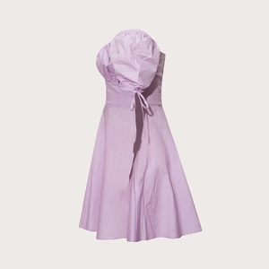 Robe violette à manches bouffantes et col bardot avec ourlet évasé et texture en coton doux