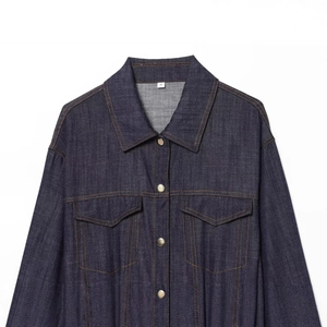 Short denim dress with lapel collar, button closure and chest pockets in dark blue