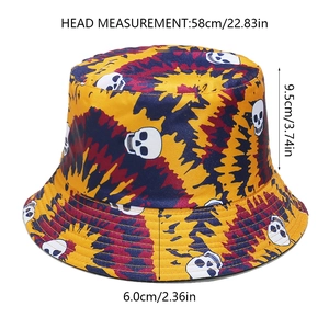 Detailed size chart of tie-dye skull bucket hat with measurements for head and brim