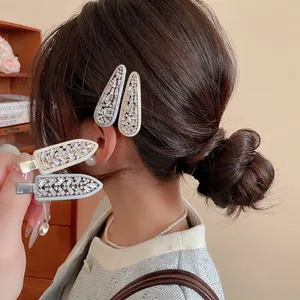 Arrow Hollow Hair Clip Alloy With Sparkling Zircon Delicate Geometric Side Duckbill Hairpin For Women Fashion Accessory