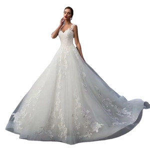 Elegant white ball gown wedding dress with V-neck lace embroidery and tulle skirt