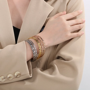 Three-color minimalist stackable titanium steel bangles with rhombic pattern for women