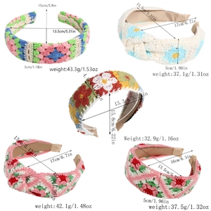 Detailed size chart showing dimensions and weight of various knitted floral headbands