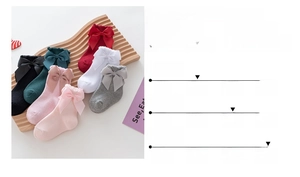 Detailed size chart for girls' cotton socks with satin bows in multiple colors