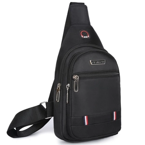 Wasserdichte schwarze Oxford-Brusttasche für Herren mit Reißverschlusstaschen und Sport-Logo