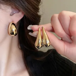 Boucles D'oreilles Créoles Chunky Teardrop Alliage Plaqué Or Haute Brillance Bijoux Minimalistes En C Avec Tige En Argent