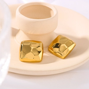 Square hammered 18K gold plated stainless steel stud earrings with geometric design