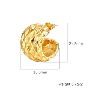 Boucles d'oreilles C en acier inoxydable doré 18K avec texture en losange rétro