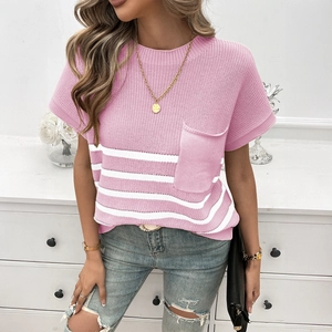 Chicer Damen-Strickpullover in Rosa mit weißen Streifen, Kurzarm und Brusttasche