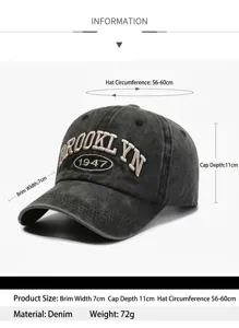 Casquette de baseball en denim délavé avec spécifications de taille pour l'extérieur.