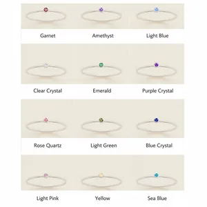 Anillos apilables minimalistas plateados con 12 gemas redondas de colores