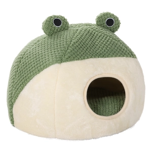Cozy semi-enclosed frog-shaped pet bed with soft green coral fleece for cats and dogs