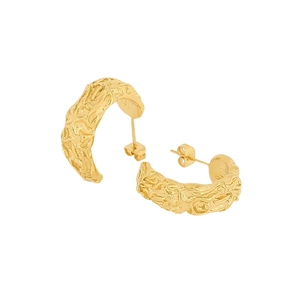 Vintage C-shaped irregular pleated hoop earrings in golden metal with lava texture finish