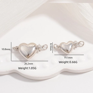 Polished S925 sterling silver heart-shaped connectors with size and weight specs