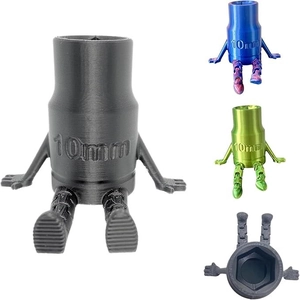 Dettaglio macro di bussole da 10mm stampate in 3D in nero, blu e verde con gambe snodate