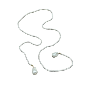 Long pearl and green spinel beaded necklace with baroque pearls for elegant women's styling