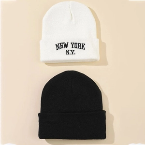 Bonnet En Tricot Unisexe Hiver Chaud Acrylique Côtelé Lettre Brodée New York Streetwear Décontracté Outdoor Skull Cap