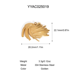 Détails des dimensions d'un pendentif étoile croisée en acier inoxydable 304 doré