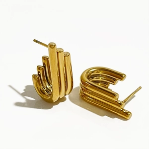Vintage irregular layered stainless steel hoop earrings in polished gold for women