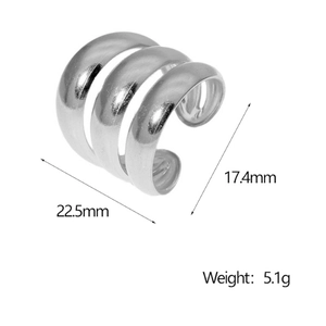 Detailed size and weight measurement of silver triple-layered minimalist open ring