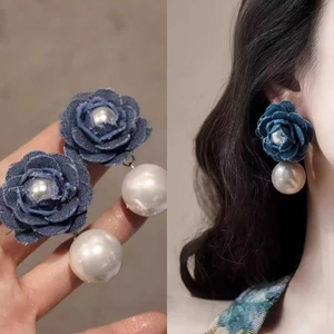 Boucles d'oreilles fleur en denim vintage avec pendentifs perles pour femmes élégantes