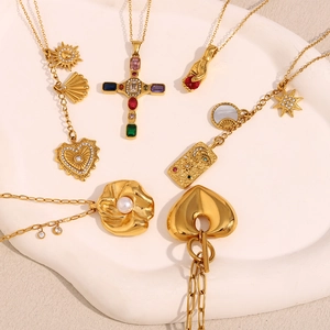 Vintage Pendant Necklace 18K Gold Plated Stainless Steel Gemstone Heart Cross Artificial Pearl Jewelry For Women French Style