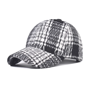 Plaid Baseball Cap Thickened Woolen Texture Warm Autumn Winter Retro Adjustable Casual Hat For Men Women