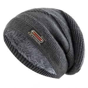 Men's dark grey knitted beanie with thick fleece lining and brown leather patch