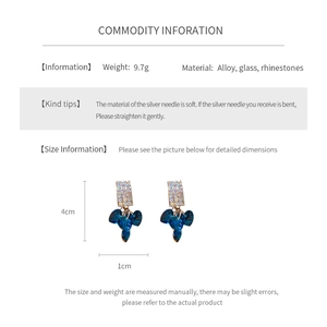 Detailed size specifications for square rhinestone heart tassel earrings in silver and blue