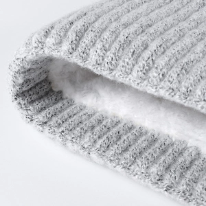 Men's winter knit beanie with thick fleece lining and warm ribbed texture in grey