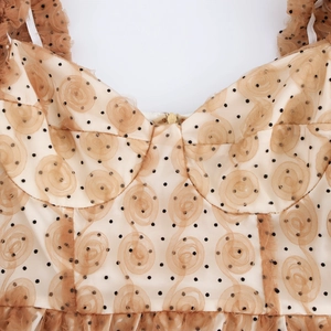 Elegante abito in rete beige a pois neri con fiori 3D e scollatura a cuore raffinata